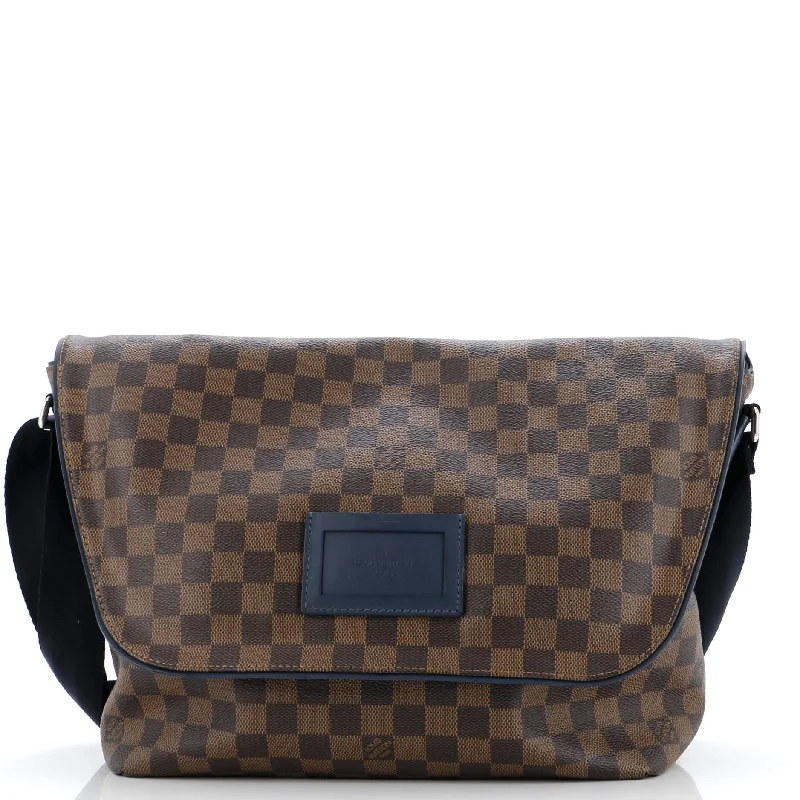 Christian Dior Saddle bags with a distressed leather finishSprinter Messenger Bag Damier MM