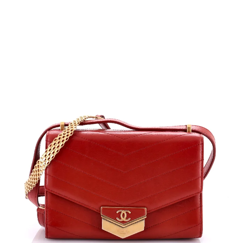 Luxury Christian Dior crossbody bags with a chain - link strapMedal Envelope Flap Bag Chevron Calfskin Small