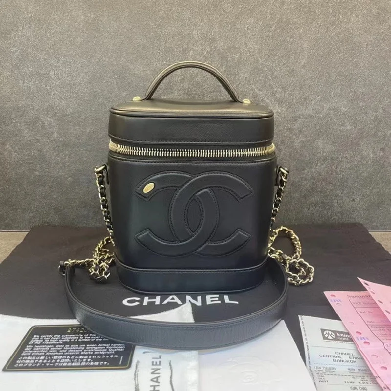 Chanel Designer Handbag with Unique DesignChanel Black Vanity Case Leather Shoulder Bag Medium