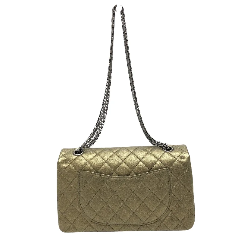 Chanel All - Match Handbag for Versatile StylingCHANEL 2,55 Shoulder Bag