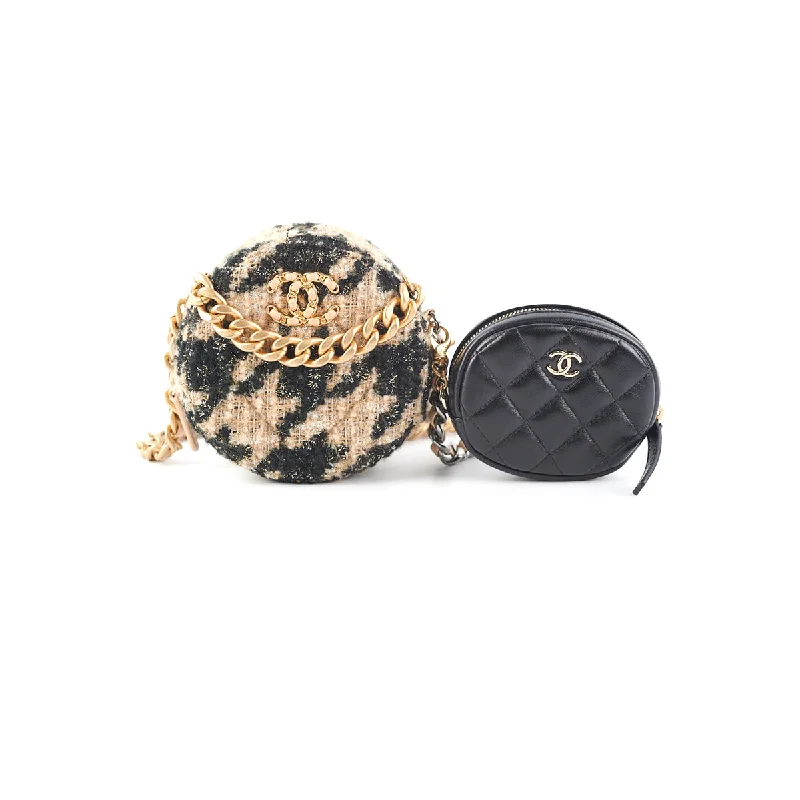 Chanel Vintage Inspired Handbag for Retro LoversChanel 19 Houndstooth Tweed Round Clutch Beige