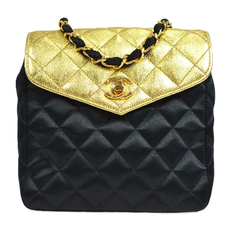 Chanel Vintage Inspired Handbag for Retro LoversCHANEL 1986-1988 Flap Shoulder Bag Mini