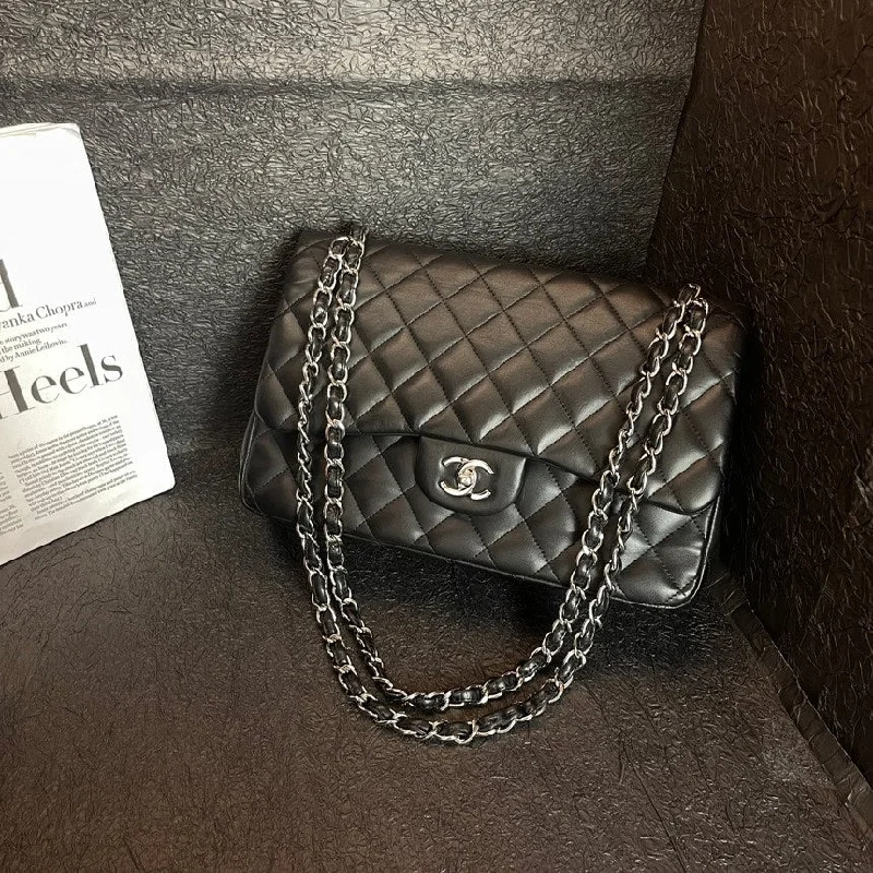 Chanel Luxury Handbag for High - End EventsChanel Black Jumbo Bag 30cm Silver Chain Quilted Flap