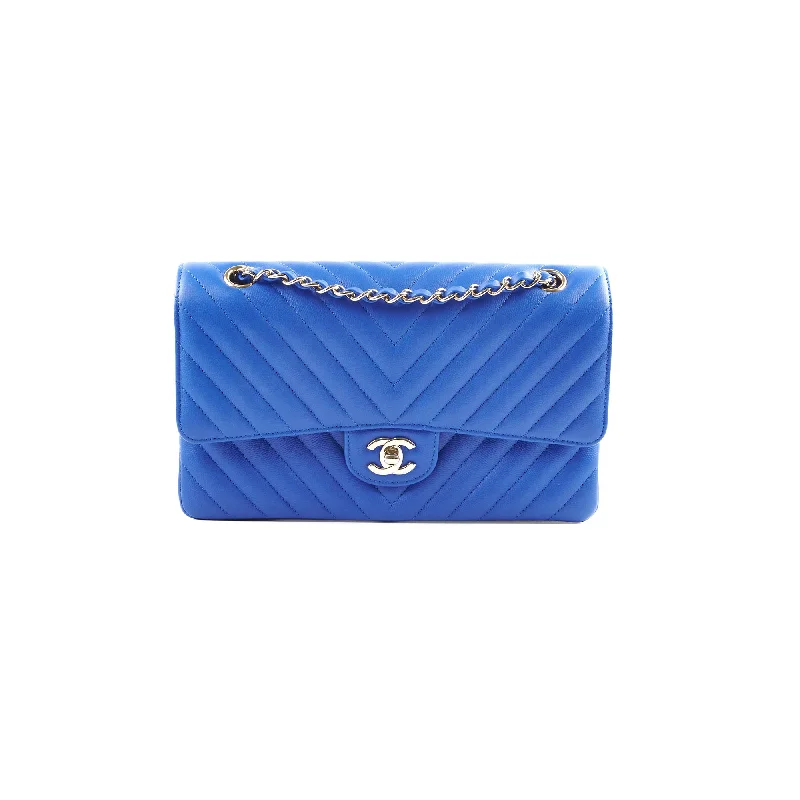 Chanel Vintage Inspired Handbag for Retro LoversChanel Medium/Large Caviar Chevron Classic Cobalt Blue 2021