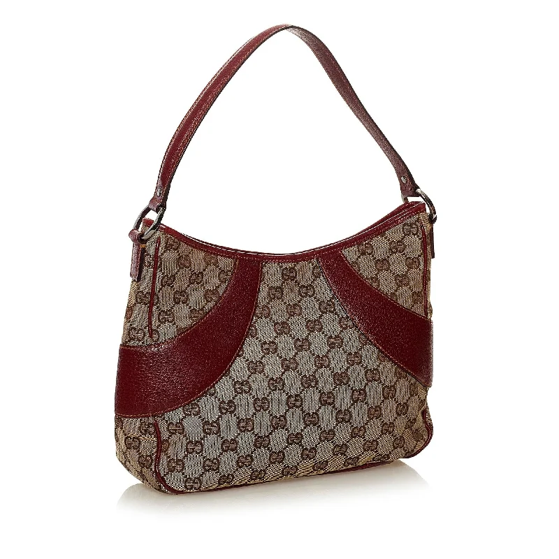 Gucci backpacks for women with a sleek silhouetteGucci GG Canvas Shoulder Bag (33097)