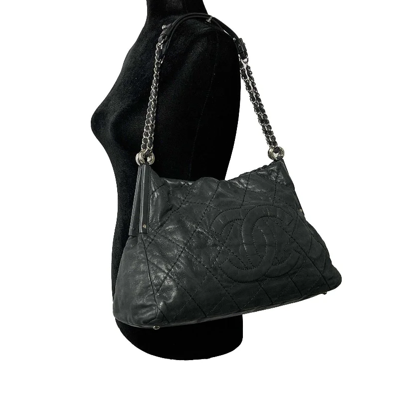 Chanel Chain Strap Handbag for Everyday UseCHANEL - Sea Hit CC Iridescent Calfskin Medium Black Shoulder Bag