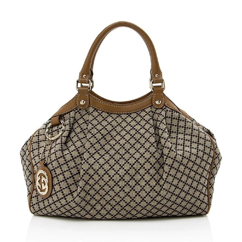 Gucci backpacks for women with a multi - pocket designGucci Diamante Canvas Sukey Medium Tote (SHF-17757)