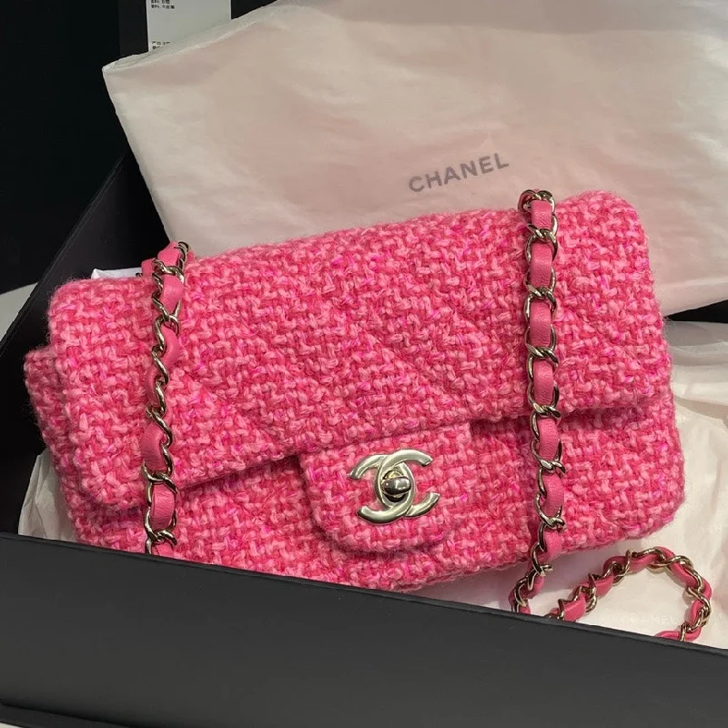 Chanel Lightweight Handbag for Daily ErrandsChanel Pink Tweed 22k Classic Flap Mini Bag