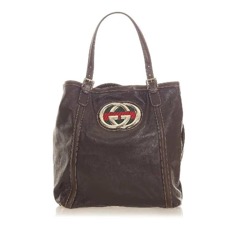 Women Gucci bags with a chain - link trim and a leather bodyGucci Web Britt Leather Tote Bag (SHG-20141)