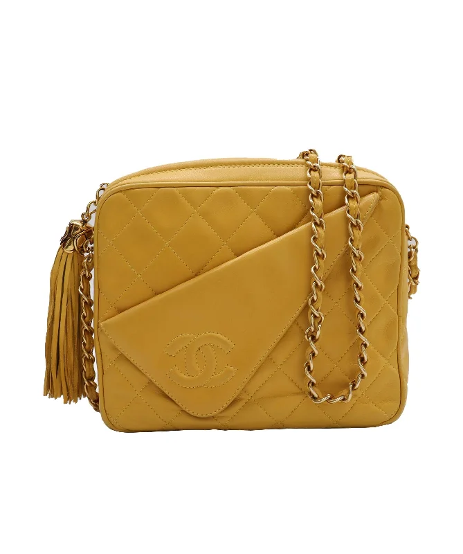 Chanel Medium Tote Bag for Office LadiesCHANEL Fringe Chain Shoulder Bag Yellow Lambskin Leather DXBS0947