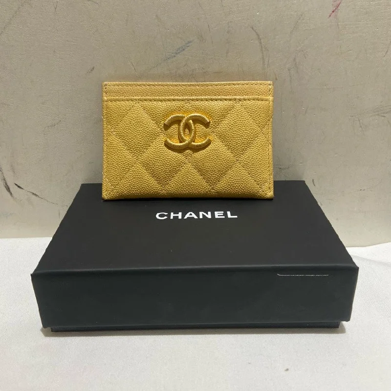 Chanel Colorful Handbag for Spring OutfitsChanel Caviar Yellow Quilted Cardholder Small