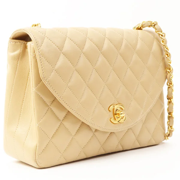 Chanel Small Crossbody Bag for TravelChanel Around 1990 Made Round Flap Turn-Lock Chain Bag Beige