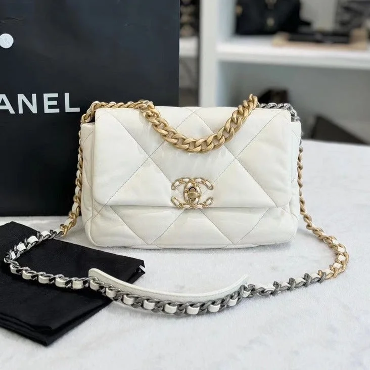 Chanel Classic Flap Bag for Evening PartyChanel 19 Chip Bag White 26*16cm with Dustbag