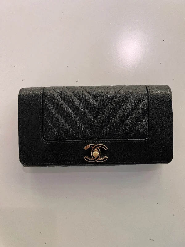 Chanel Vintage Inspired Handbag for Retro LoversChanel Mademoiselle Wallet Black in Caviar Leather SYCC115